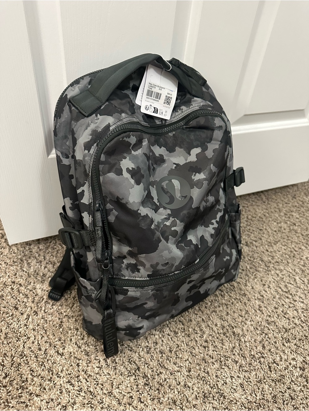 lululemon athletica Men's Camo Backpack — Black/Gray